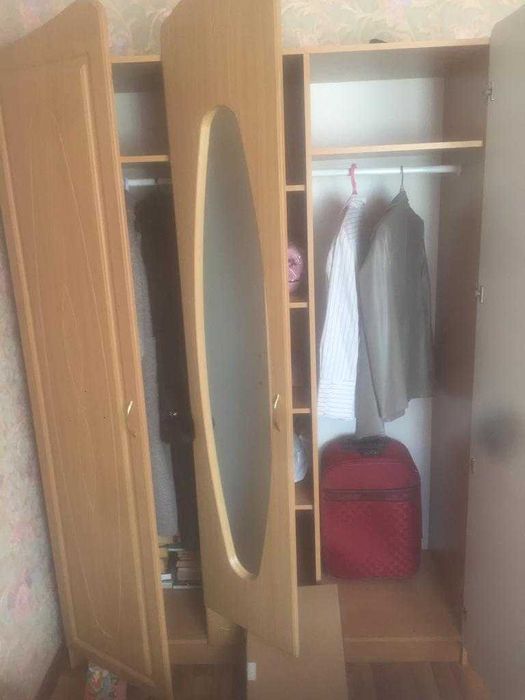 Шкаф комнатный, для одежды