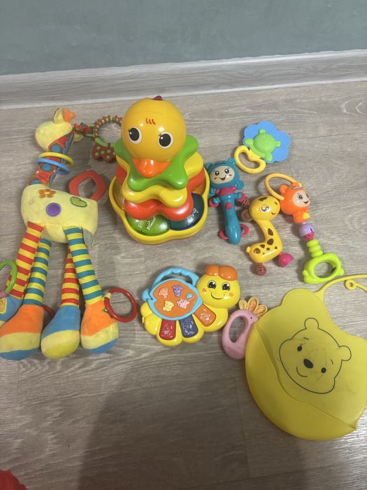 Отдам детские игрушки