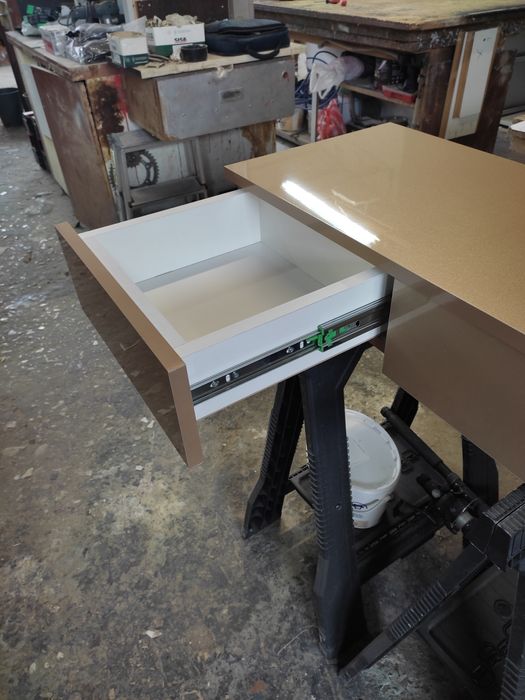 Нова стенна тоалетка Галакси Злато МДФ- 18мм. Цената е крайна!