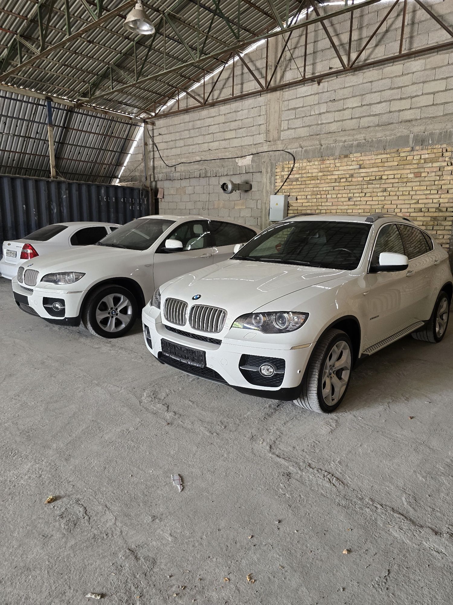 BMW X6 4.4 лик сотилади