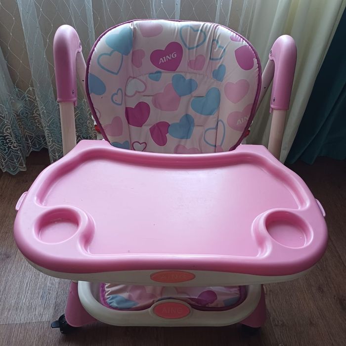 Детский обеденный стол