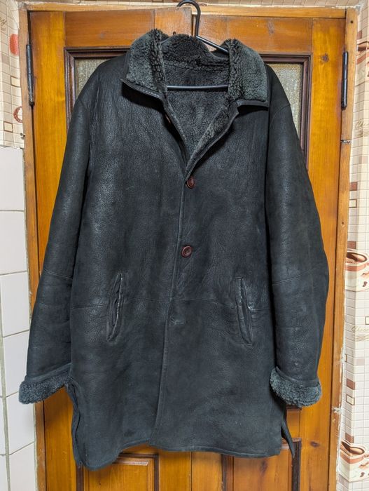 Дубленка мужское чёрное 52 размер