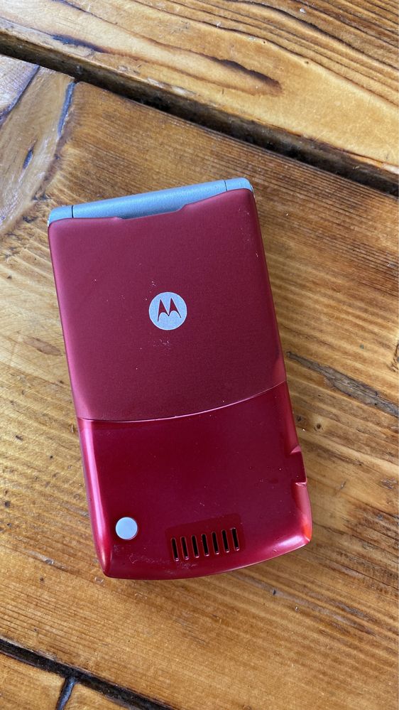 Продам раритетный телефон Motorola