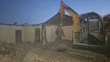 Miniutilaje de inchiriat excavator si bobcat