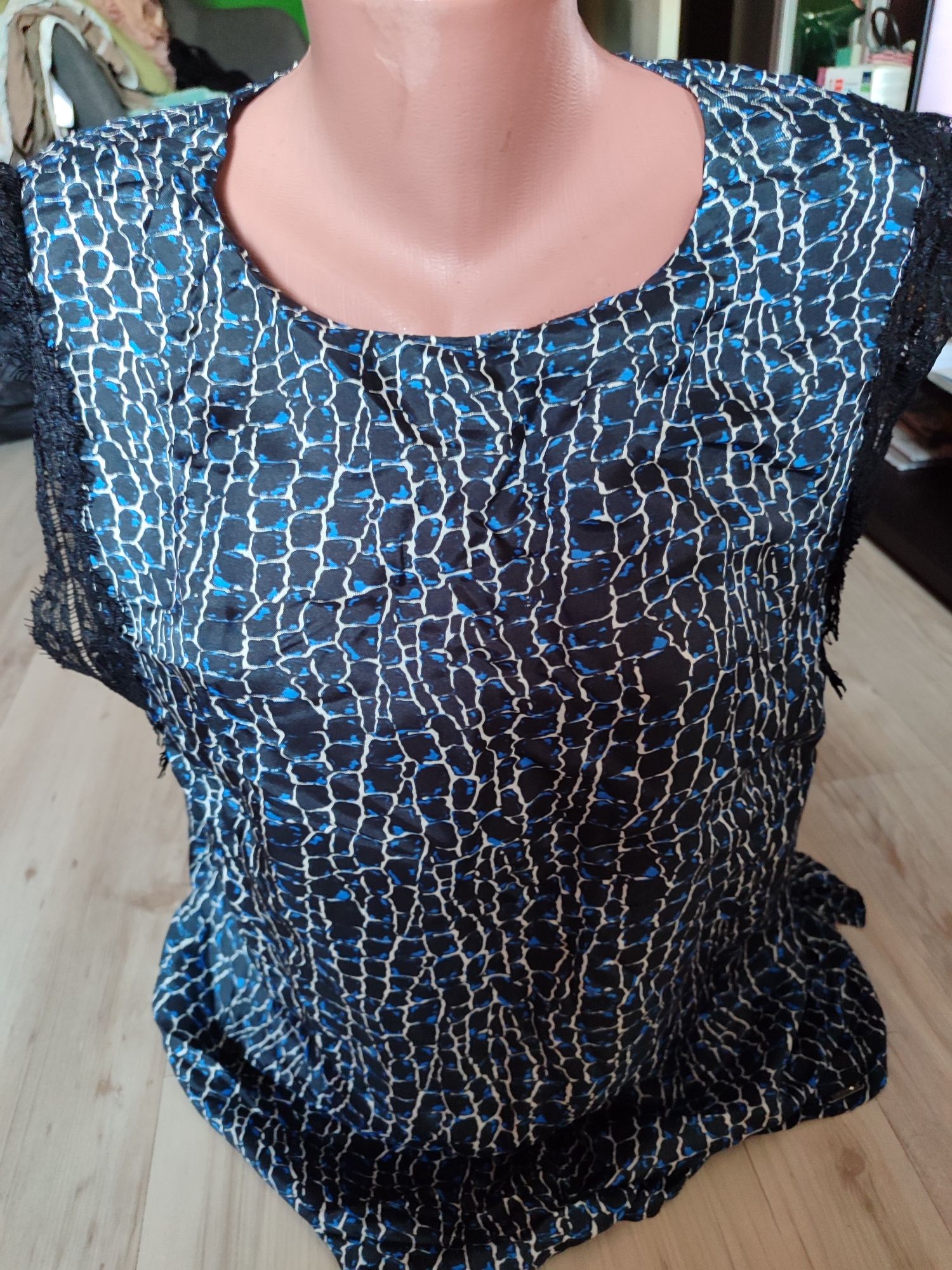 Дамски блузи  L,XL