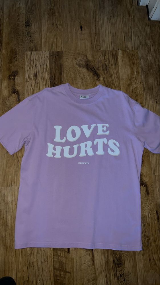 Elevate Love Hurts Tee