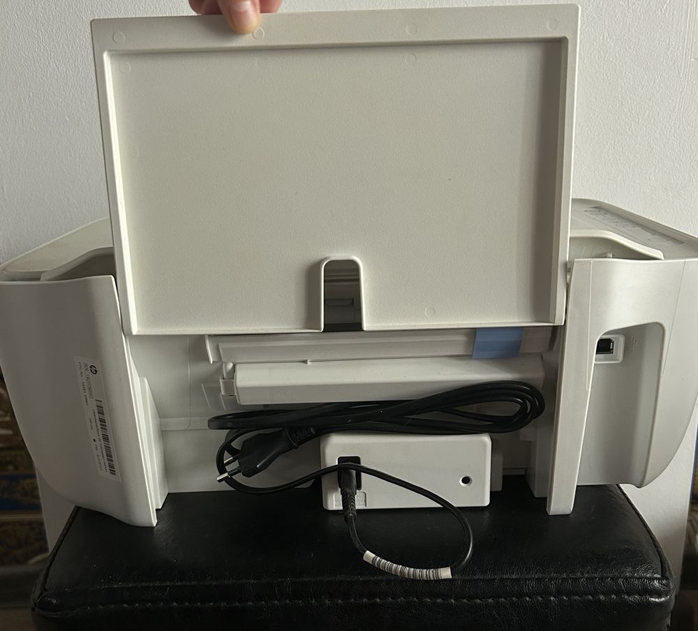 HP DeskJet 2700e Принтер + Скенер + Копир с Wi-Fi 3в1