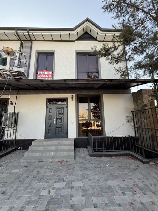 Коттедж сотилади Дубовый тарафда 2 қаватлик