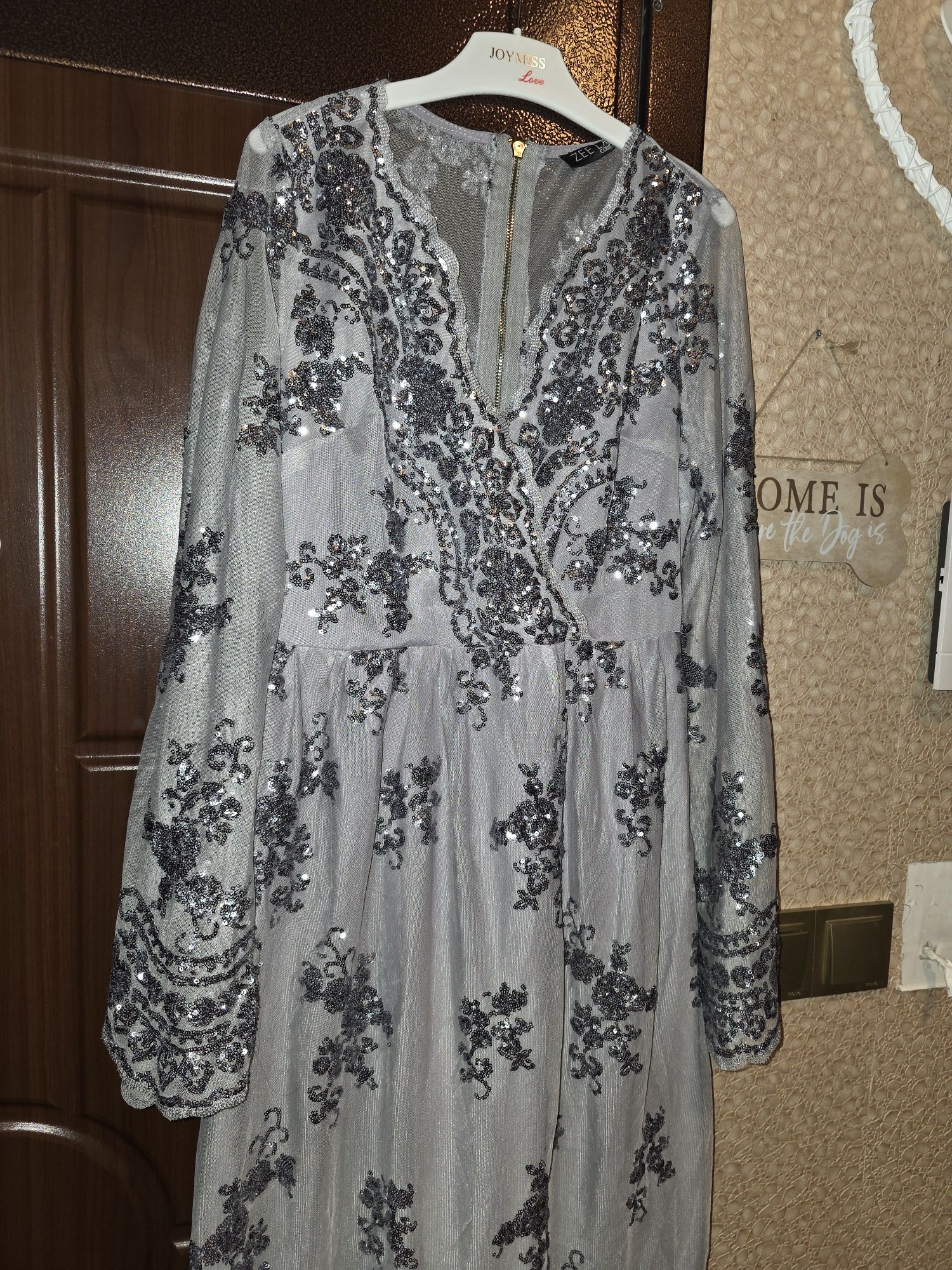 Zee Lane Collection официална рокля
