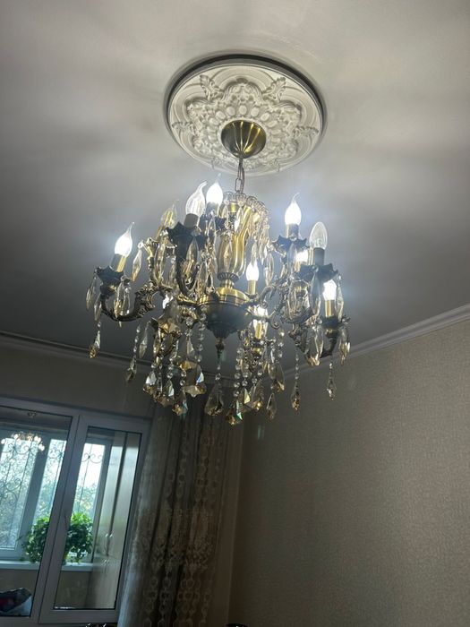 Продам люстра срочно