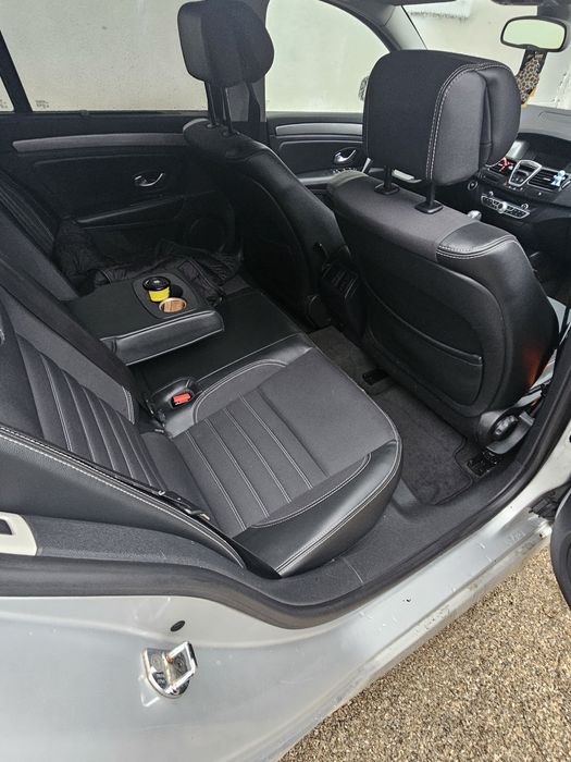 Vand/ Schimb Renault Laguna 3 2.0 DCI 150 cp