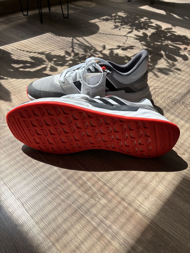Обувки Adidas RUN90S 45номер