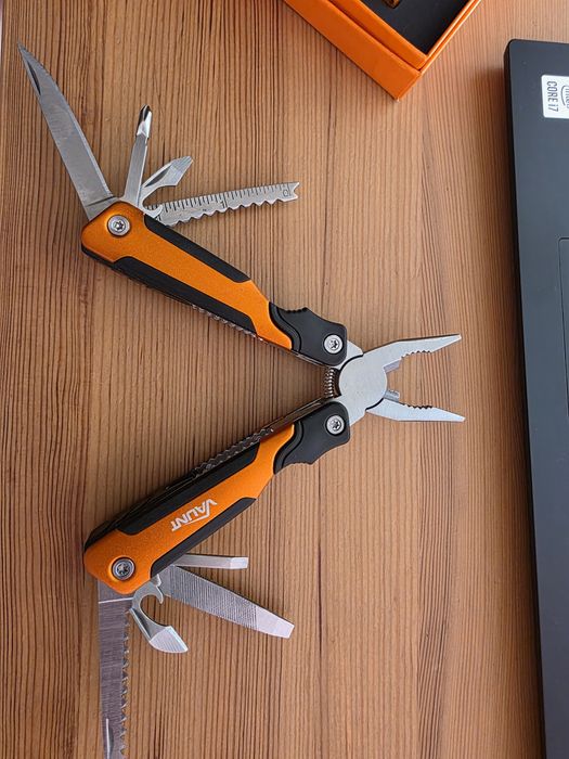 Set briceag cleste cu lanterna