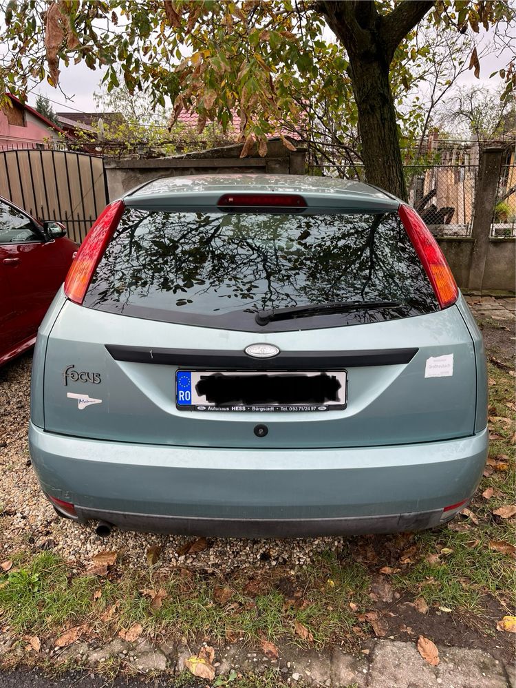 Vand Ford Focus 2001