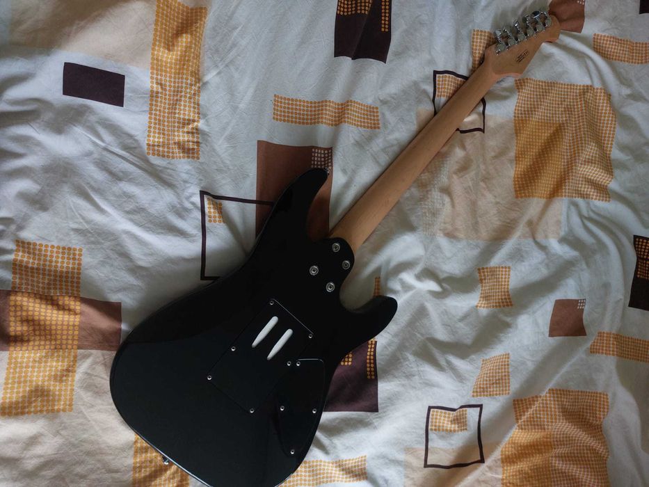 Vand/Schimb chitara electrica Harley Benton Fusion-III HH FR EB FBLB