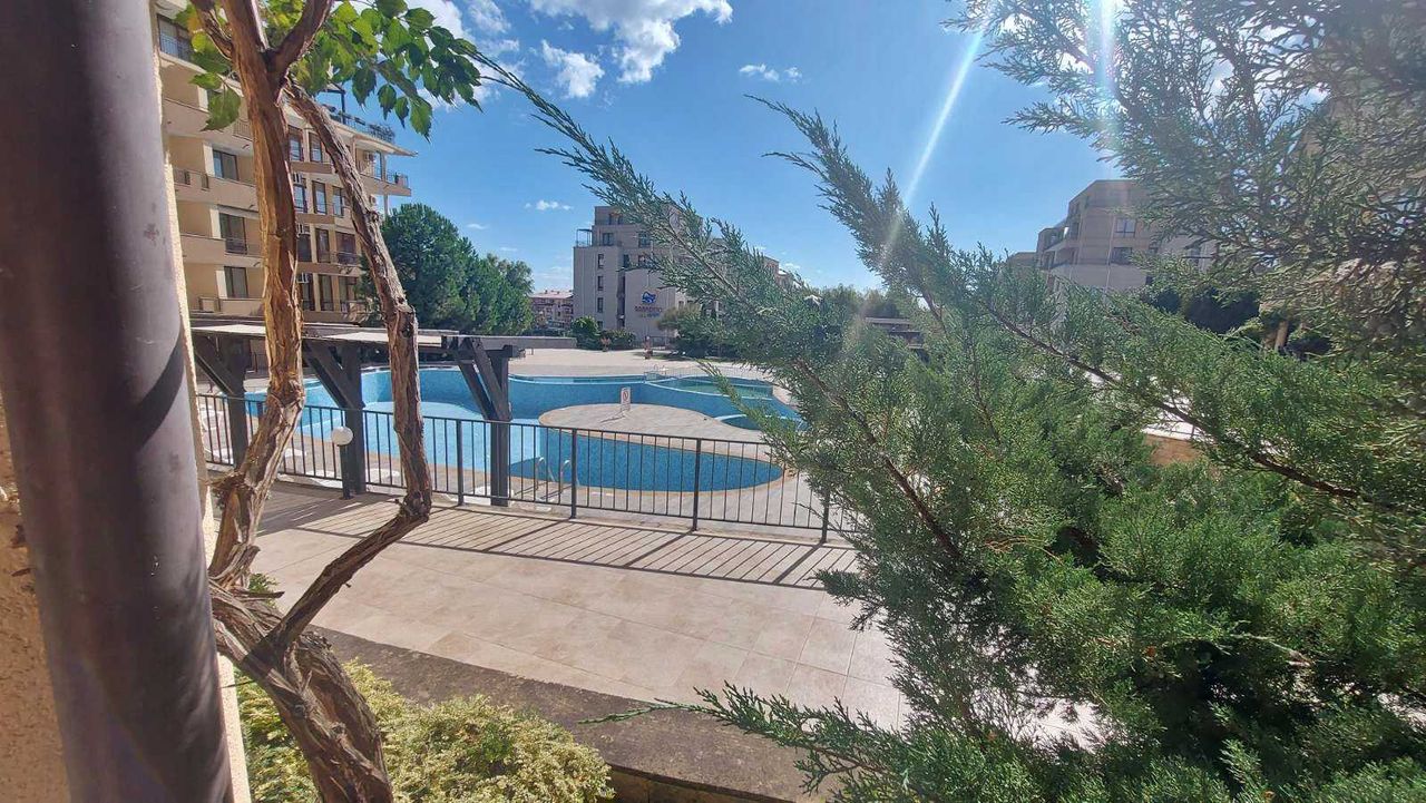 Продава се Двустаен апартамент в Свети Влас - 84 кв.м за 834 €/кв.м - Снимка #9