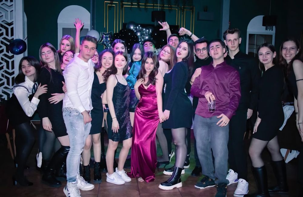 Fotograf pentru orice tip de eveniment – Profesional și serios