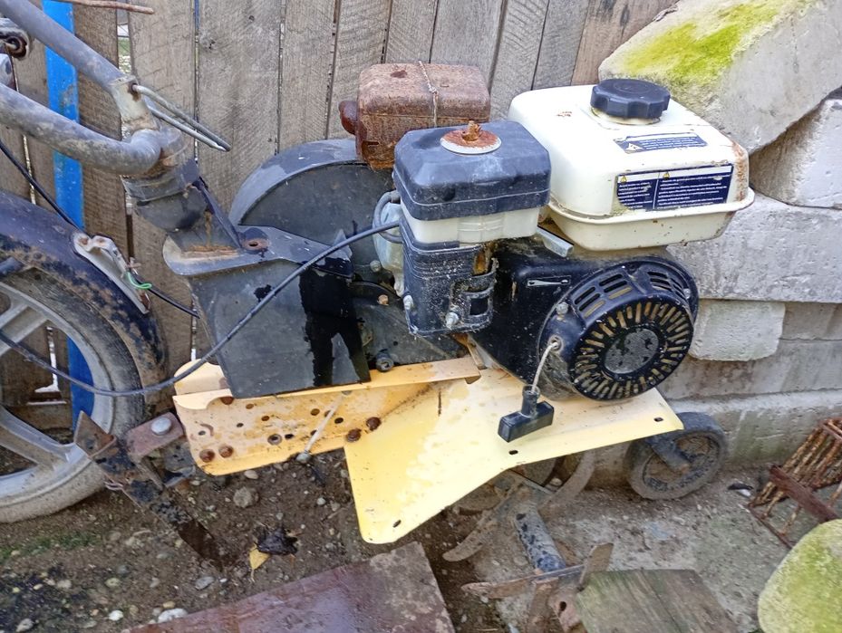 Motocultor/motosapă