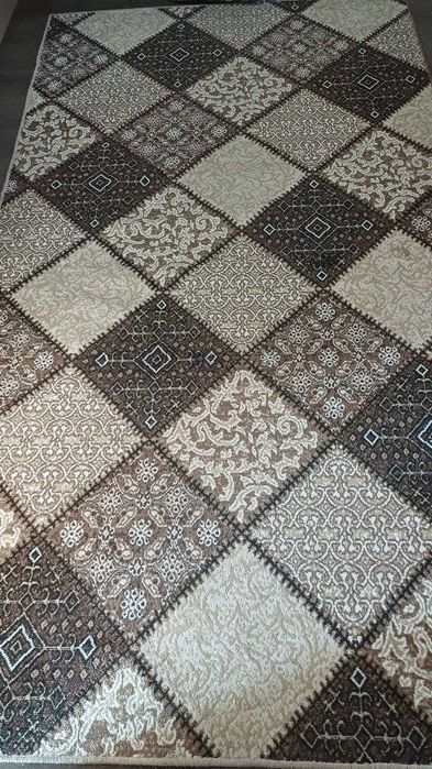 Бизда Поласлар бор. Улар сизга ёкади