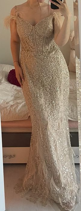 Официална рокля, Бална рокля