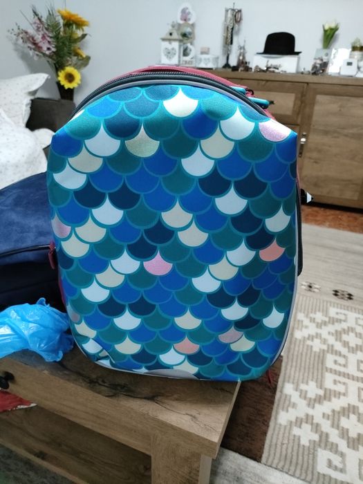 Rucsac cu sistem de troler