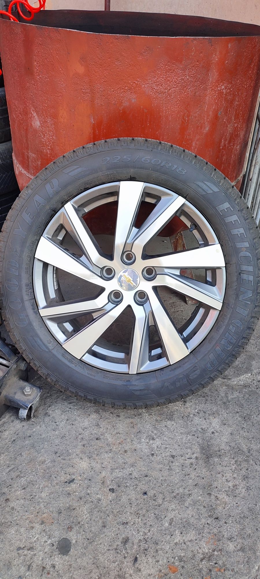 Equinox radnoy R18 diska balon sotiladi