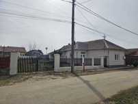 Casa cu teren generos Bors de vanzare vand