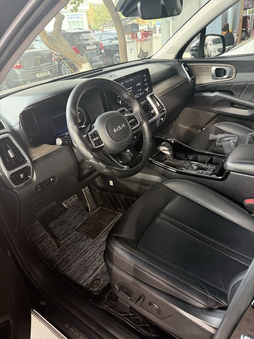 Kia sorento.  2023. Yil