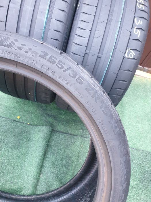 255.35.19 Continental 2 bucăți