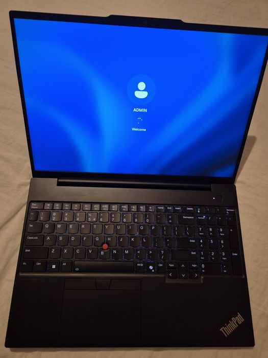Laptop Lenovo ThinkPad E16 Gen 2 - 16 inch - 16GB DRR5 - Ryzen5 7535HS