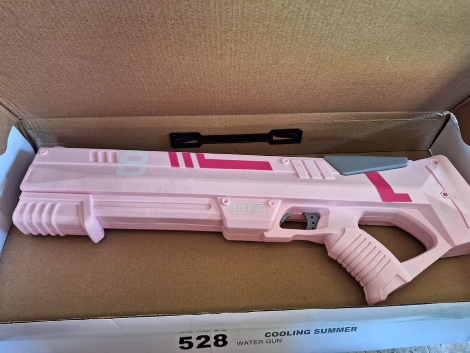 Pistol electric cu apa Aqua Strike