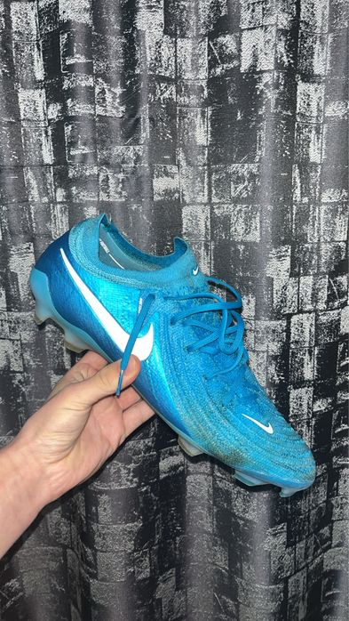 Ghete de forbal phantom