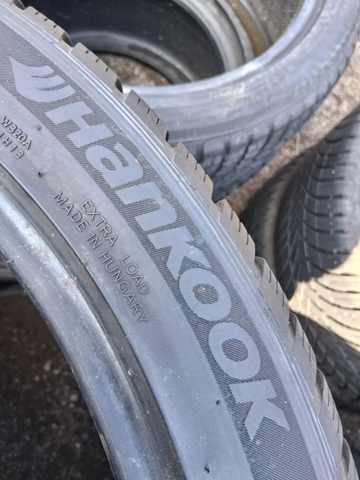 265 40 21 HANKOOK 2бр зимни