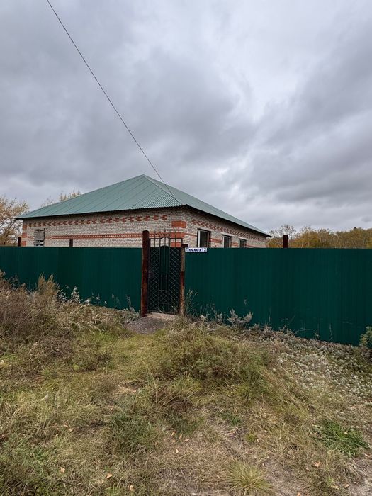 Продам особняк есть цоколный этаж