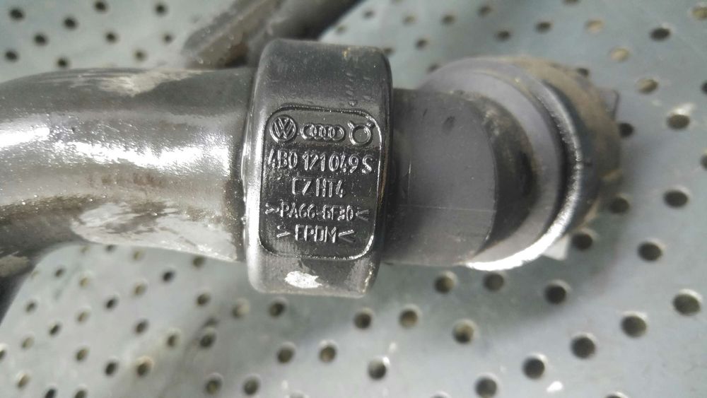 Furtun conducta apa 1.9 tdi skoda superb 1 3u4 4b0121049s