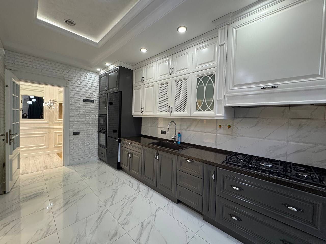 Darhan Modern Продается 4 комнатная квартира ремонт Мирзо Улугбек