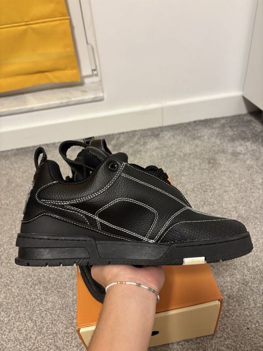 Lv Louis Vuitton black marimea 45