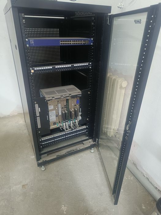 Panasonic АТС серверный шкаф, напольный