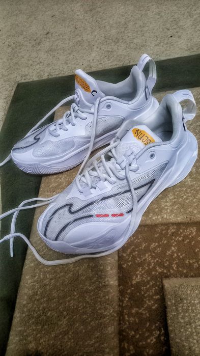 Кроссовки Li-Ning 41 размер + баскетбольный мяч в подарок!