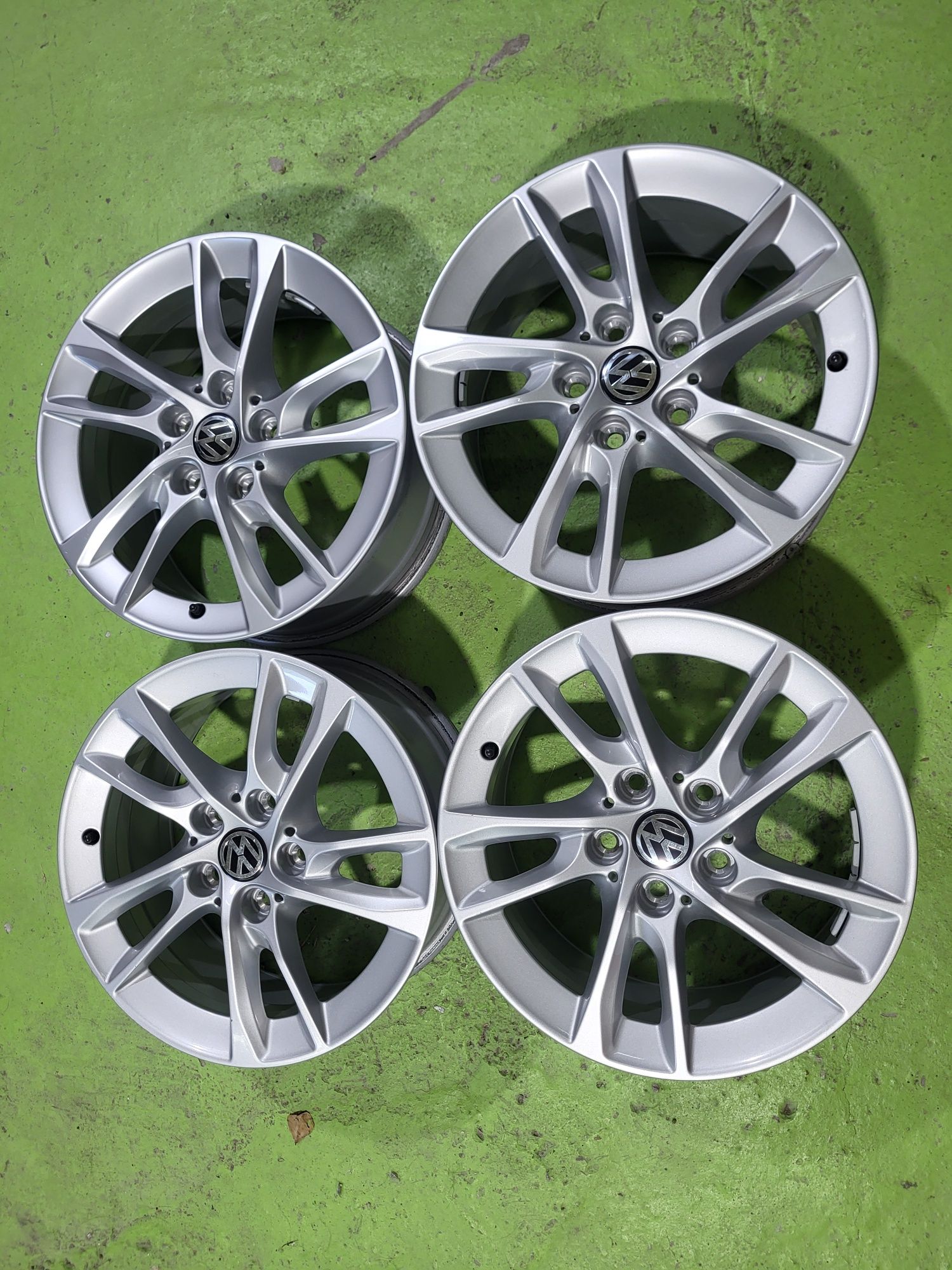 16 5x112 Vw Golf 5 6 7 touran Caddy Skoda 5х112