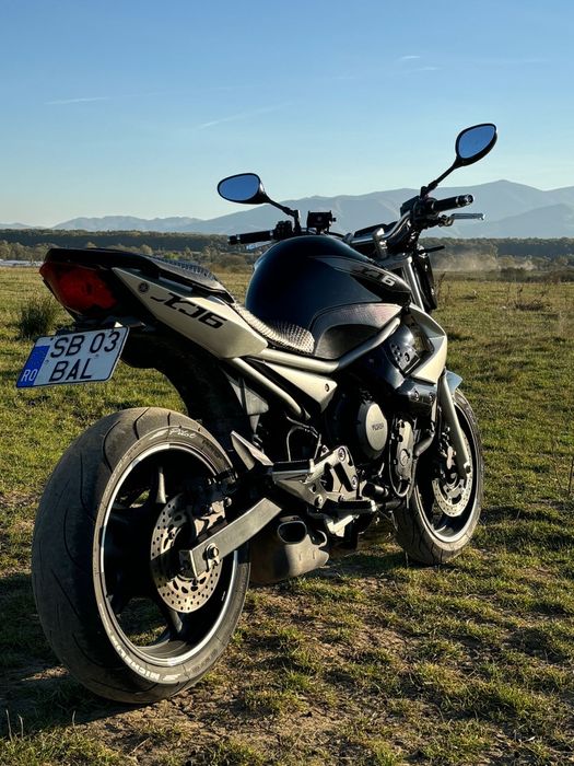 Yamaha XJ6 Limitat A2 (35kw) (Honda, Suzuki, Kawasaki)