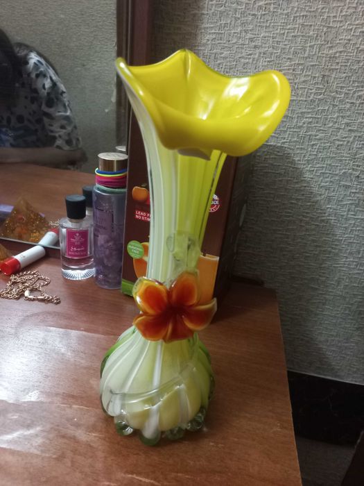 Вазочка вазочка ваза