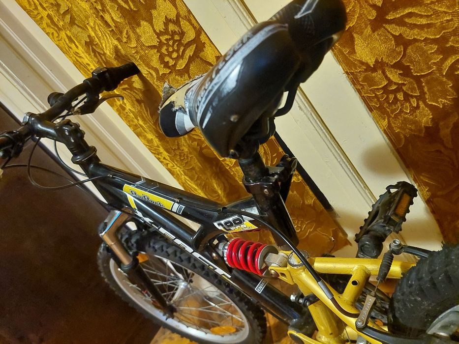 Bicicleta de vânzare