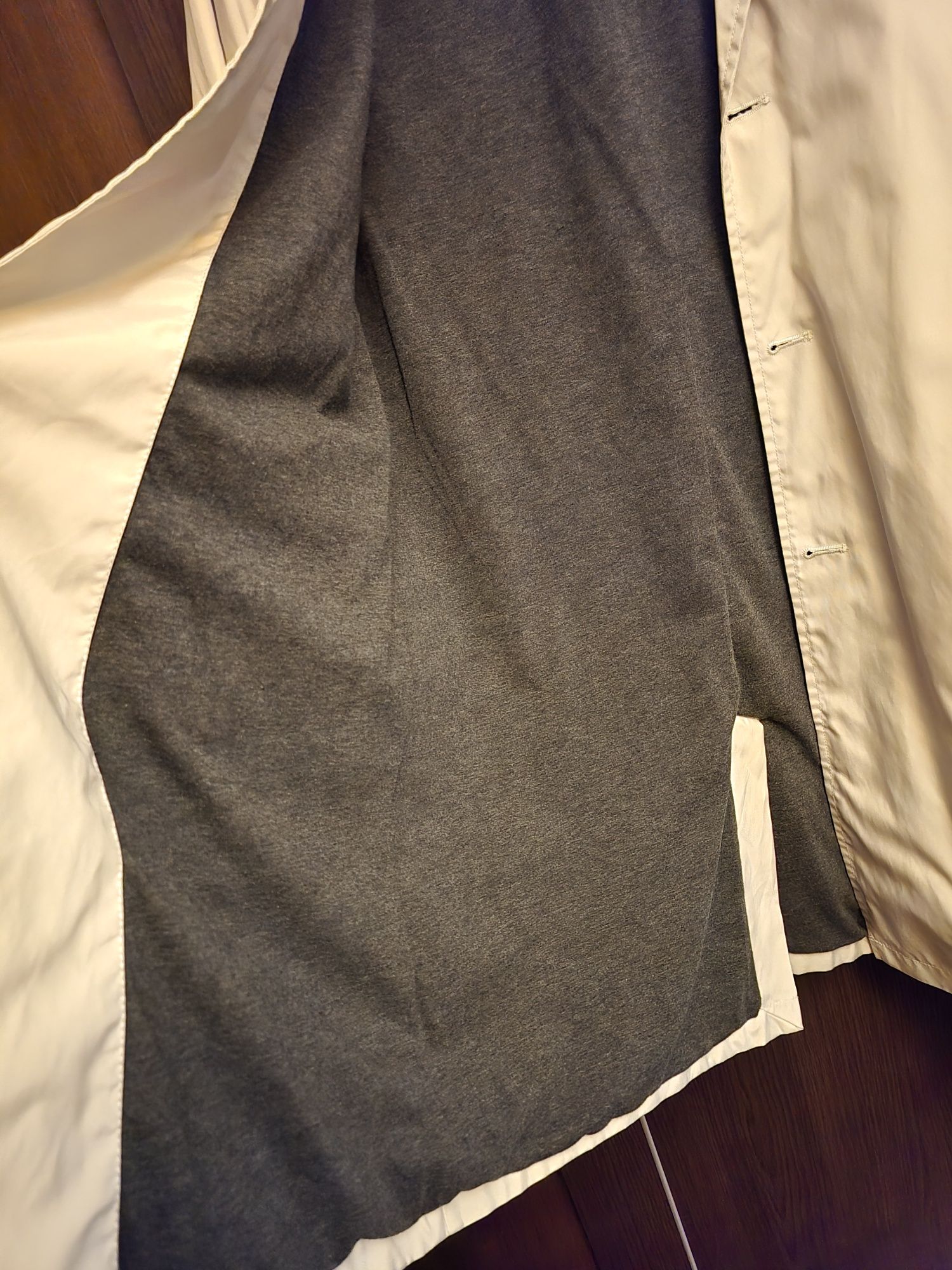 Trenci / trench impermeabil Guess original 100%
