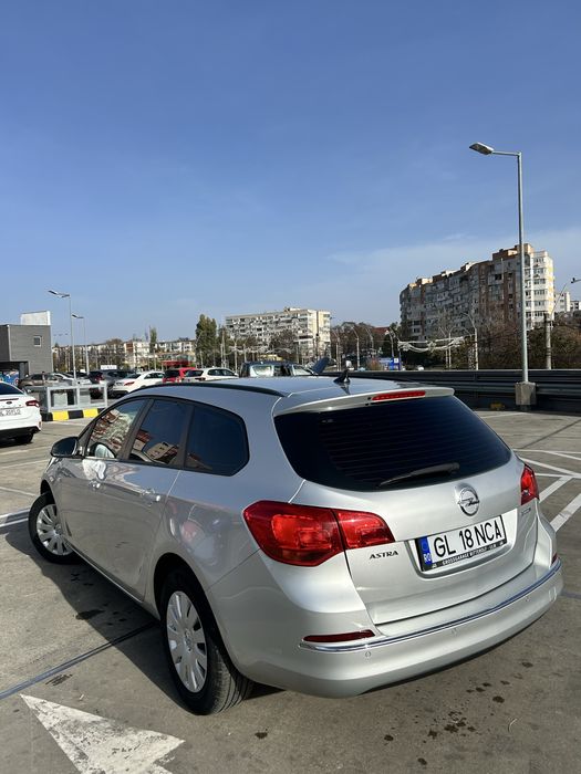 Vand Opel Astra J 1.6 diesel 2016