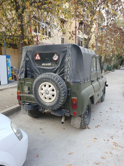 Uaz 1996 yil kiraska radnoy benzida sotiladi