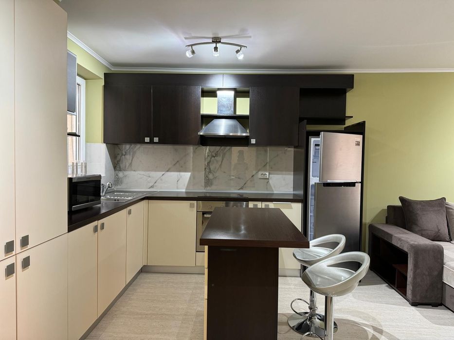 Inchiriez Ap. 2 camere în centru