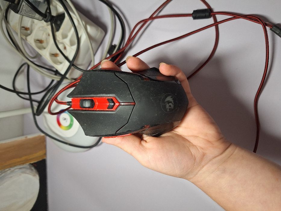 Set de căști și mouse Red Dragon