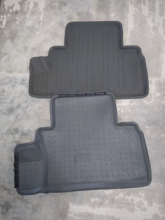 Vând preșuri spate Honda Insight