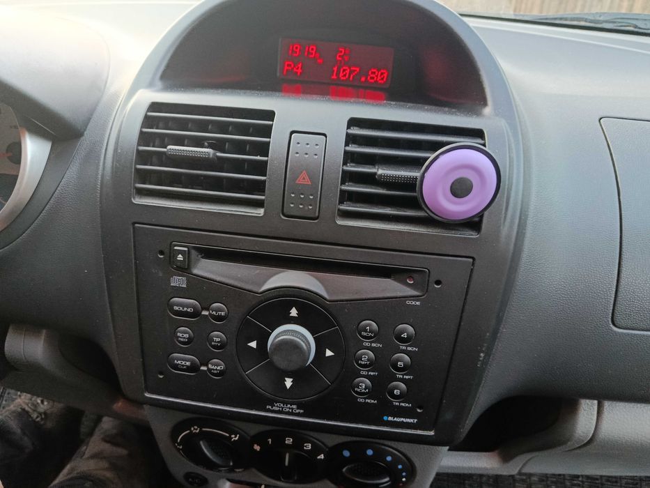 Vând Subaru 2004